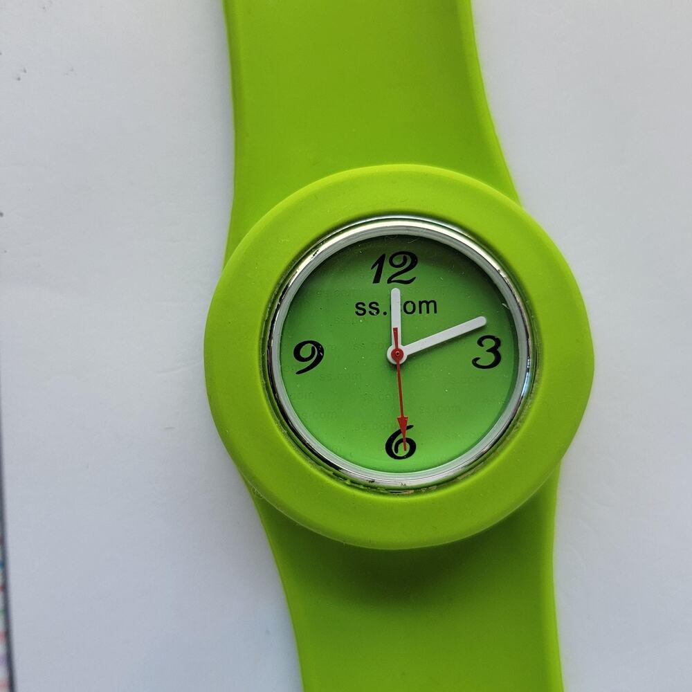 Girls Watch Green Dial 28mm Green Case Green Silicone One-Piece Strap Quartz
